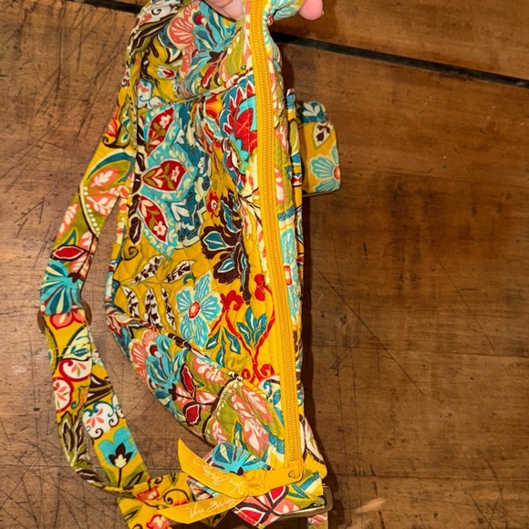 Vera Bradley Vintage Crossbody Saddle Up Purse and Wallet in Provincial Print - Picture 12 of 12
